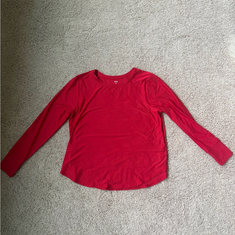 DSG Women's Red Long Sleeve Top size xl